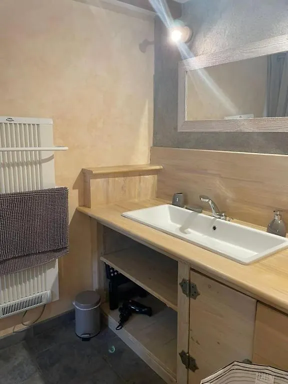 Domaine Saint Claude - Gite , Chambres D'Hotes & Hebergement Insolite Malleval France